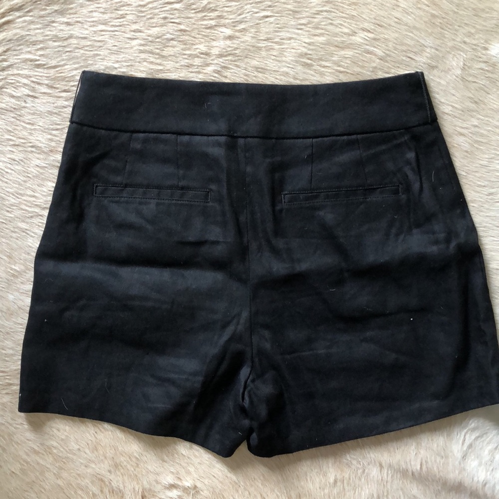 Express shorts - Picture 2 of 2